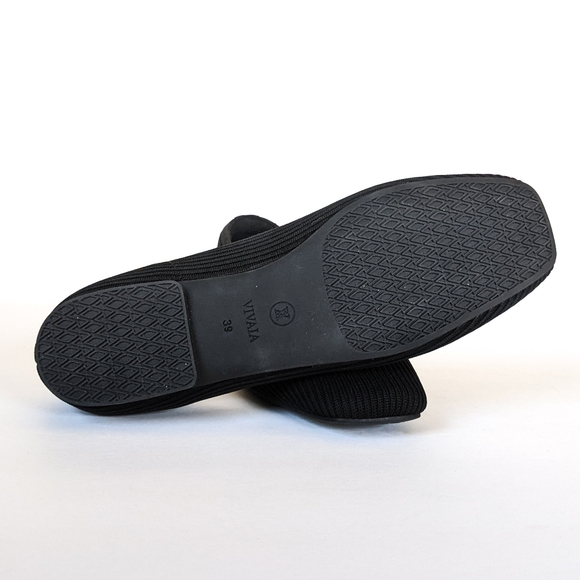 Vivaia Square-Toe V-Cut Flats (Margot 2.0) - Picture 5 of 9